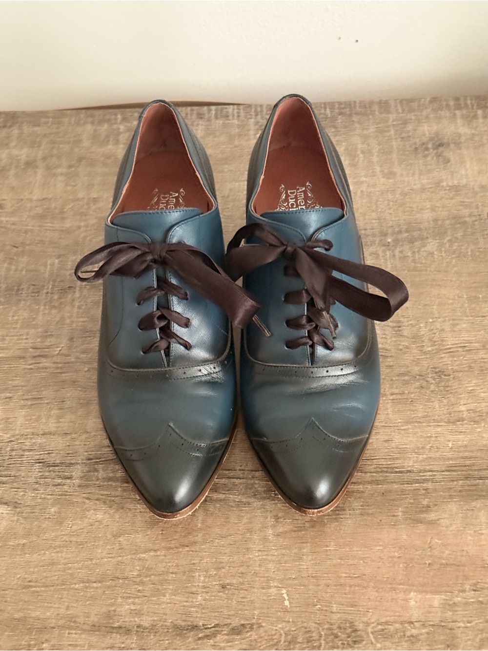 American Duchess Leather Oxford heels - Picture 1 of 5